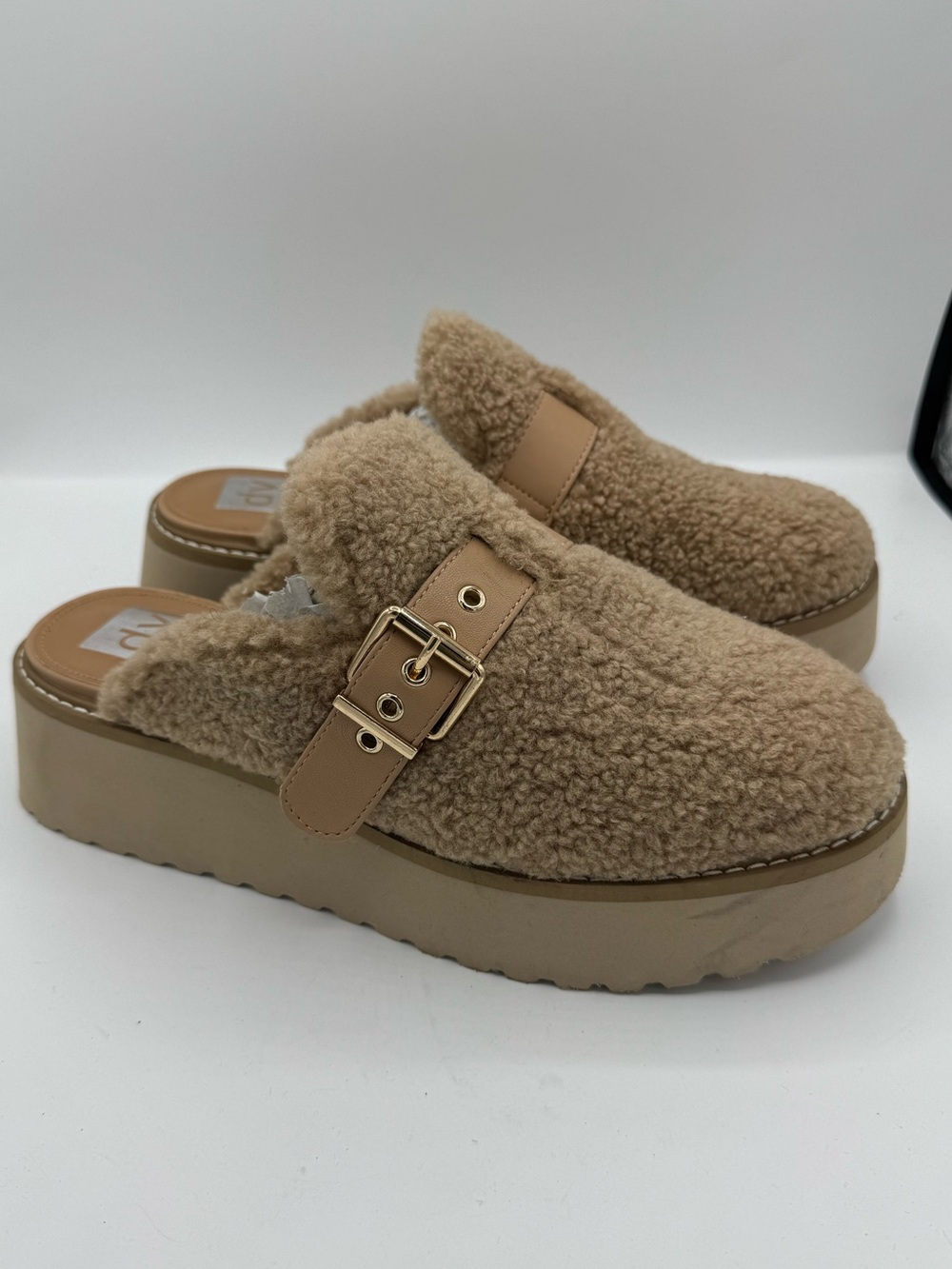 Dolce Vita Cozy Buckle Platform Clogs Size 10 fall winter comfy school errands